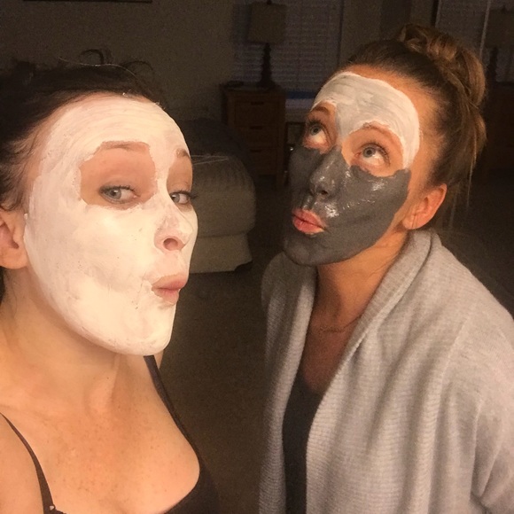 Meet your Posher, Lindsay - Picture 5 of 6